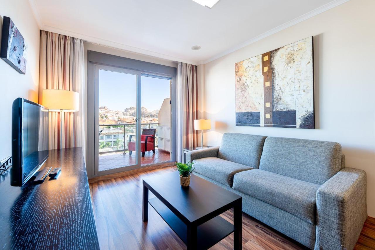 797 Holiday Rentals - Arcosur1- Moderno Apartamento Con Terraza Y Vistas Benalmadena Luaran gambar