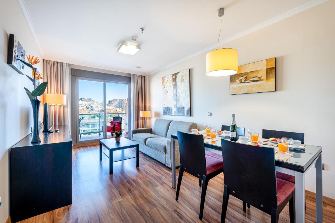 797 Holiday Rentals - Arcosur1- Moderno Apartamento Con Terraza Y Vistas Benalmadena Luaran gambar
