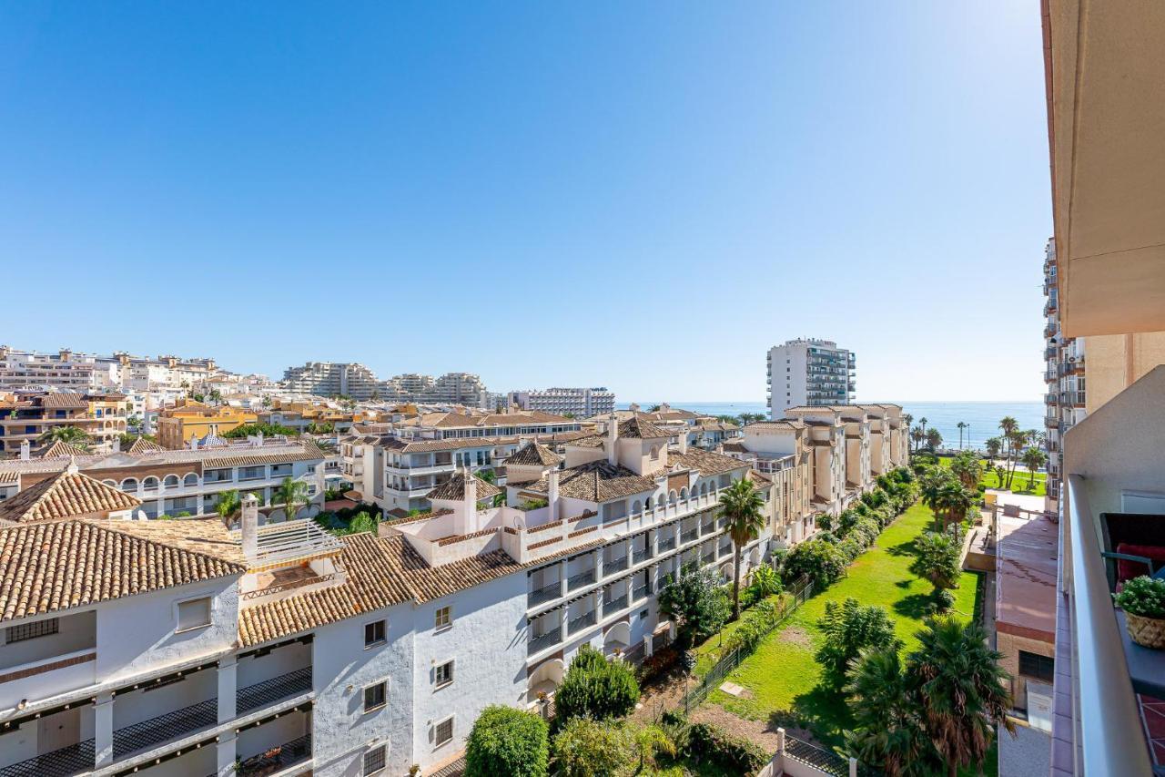 797 Holiday Rentals - Arcosur1- Moderno Apartamento Con Terraza Y Vistas Benalmadena Luaran gambar
